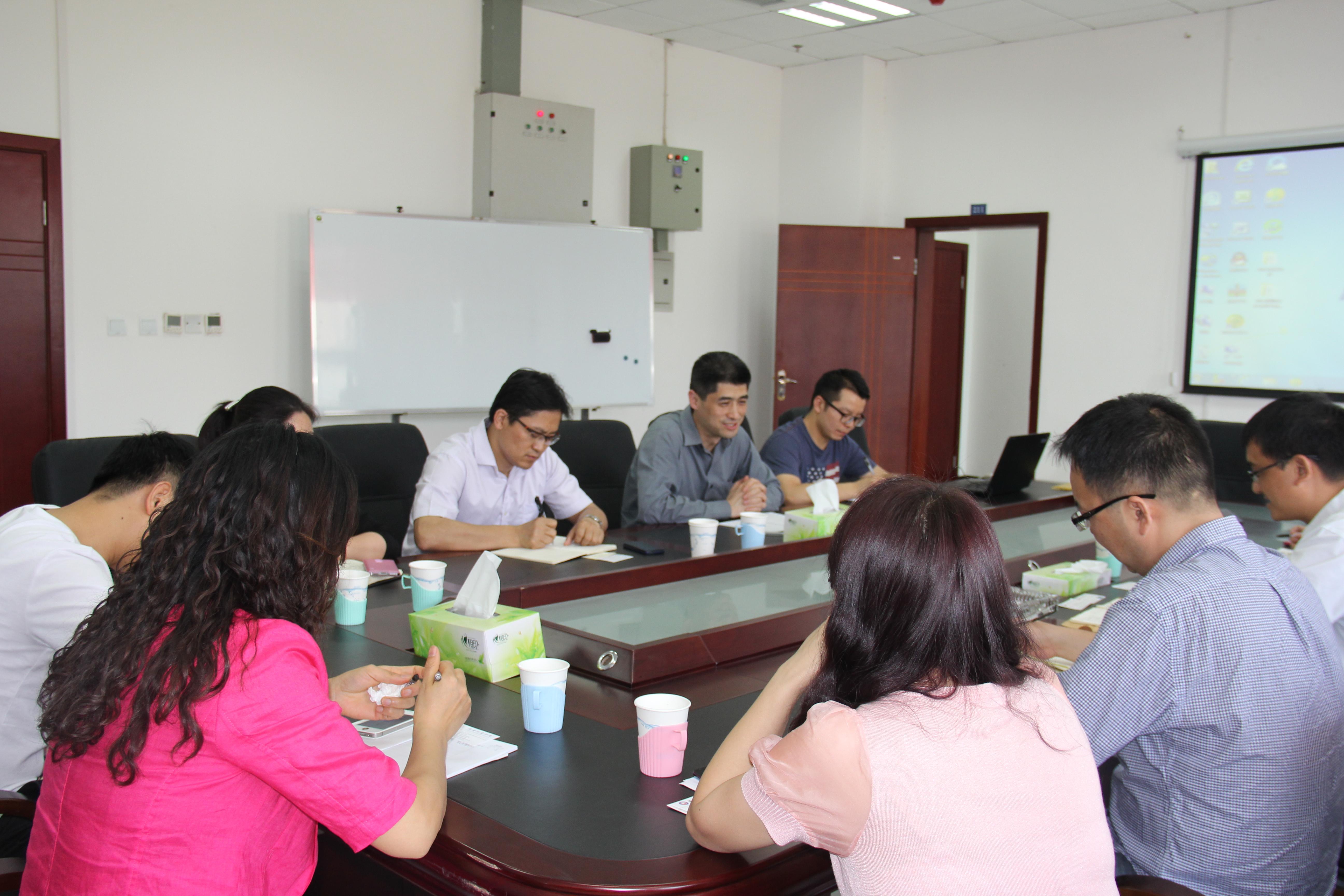 成都工业学院来访1.JPG
